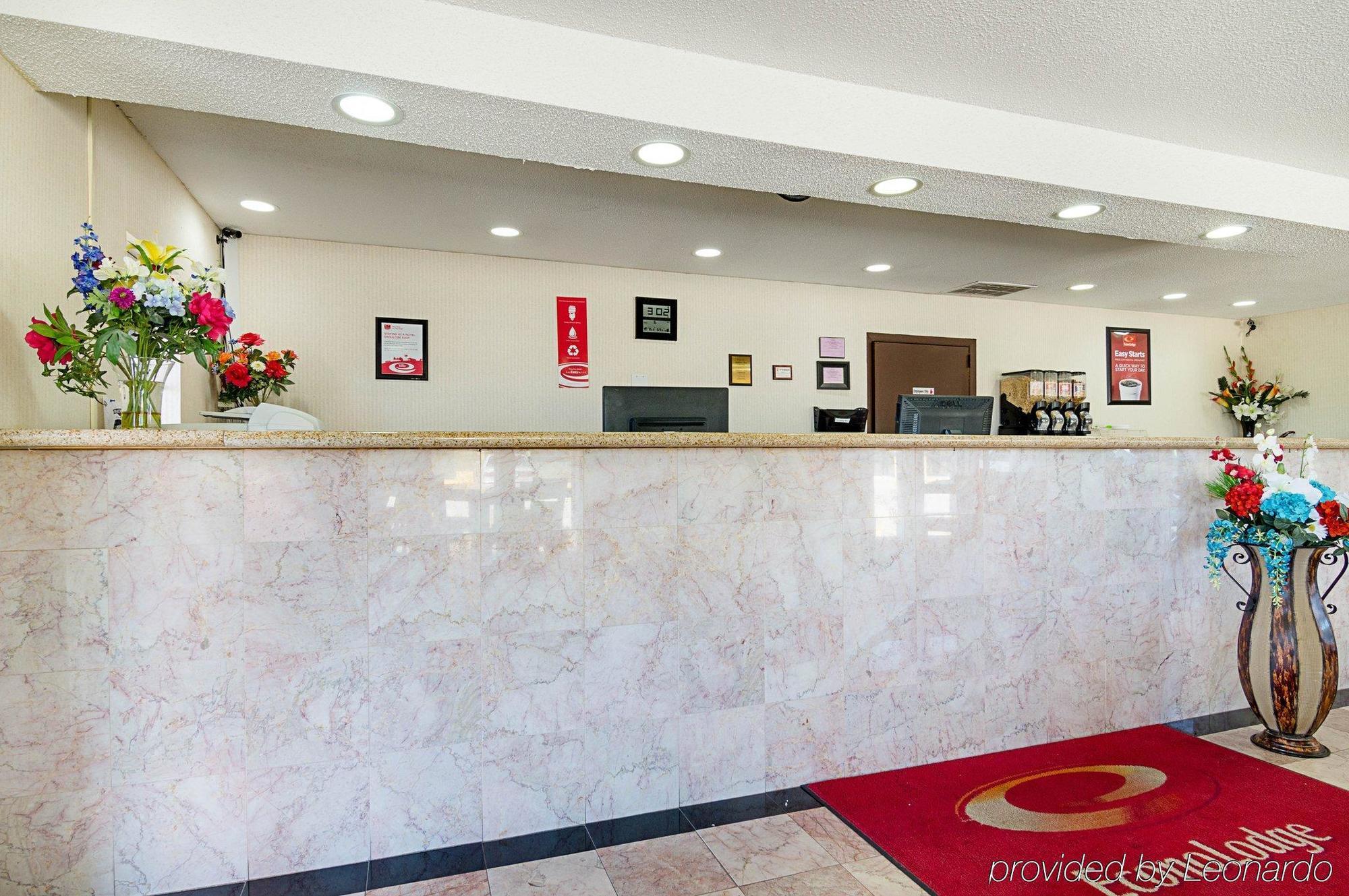 Econo Lodge Mcpherson Luaran gambar